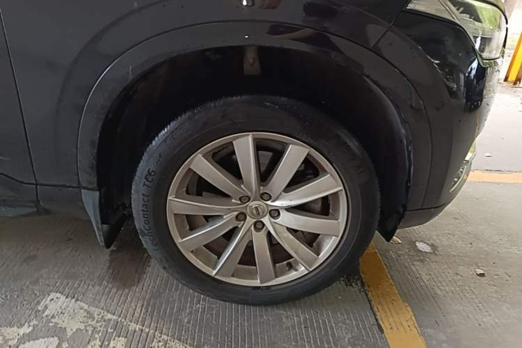 Used Volvo XC90 2016 T5 Zhiyi Edition 7-Seater Right Front Wheel Hub