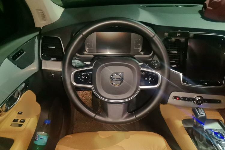 Used Volvo XC90 2016 T5 Zhiyi Edition 7-Seater Steering Wheel