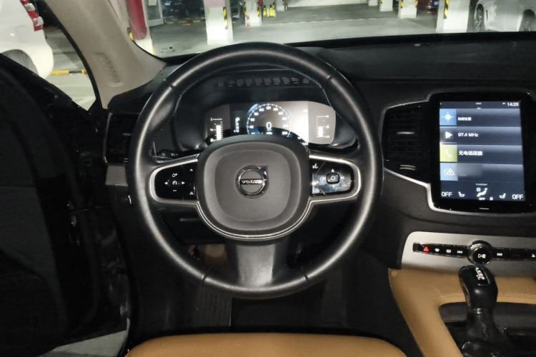 Used Volvo XC90 2016 T5 Zhiyi Edition 7-Seater Steering Wheel