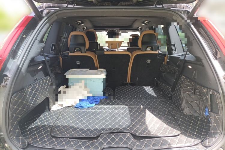 Used Volvo XC90 2016 T5 Zhiyi Edition 7-Seater Trunk