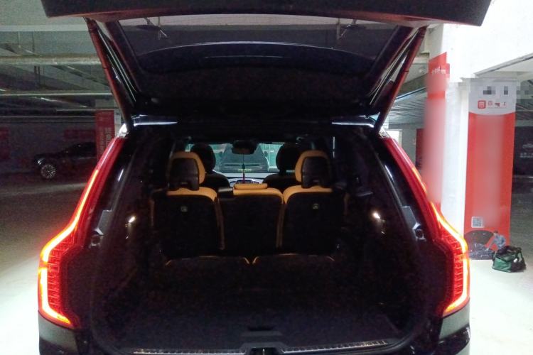 Used Volvo XC90 2016 T5 Zhiyi Edition 7-Seater Trunk
