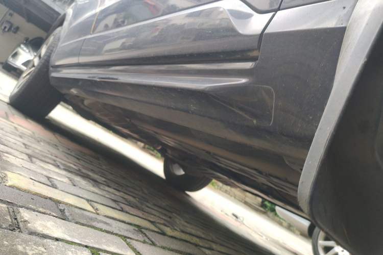 Used Volvo XC90  Chassis Front Right