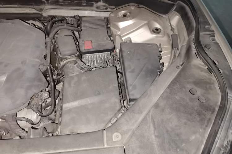 Used Volvo XC90 2016 T5 Zhiyi Edition 7-Seater Engine Bay Left