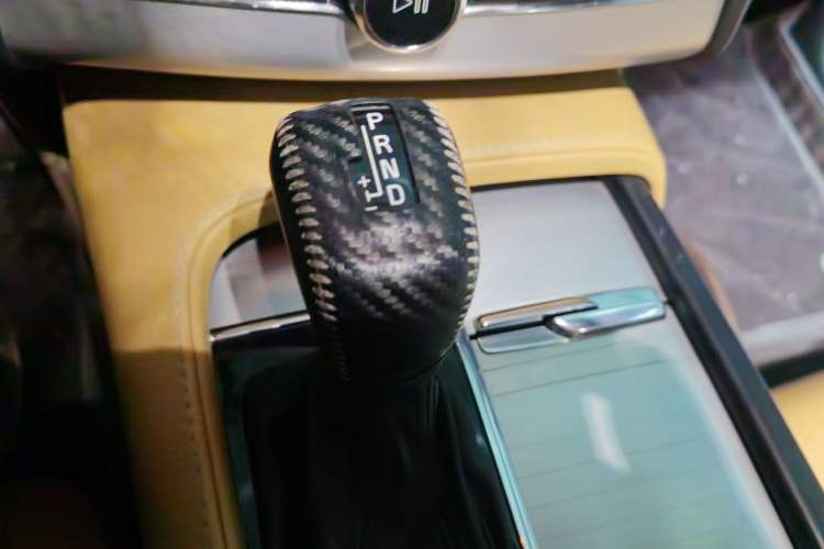 Used Volvo XC90 2016 T5 Zhiyi Edition 7-Seater Gear Lever