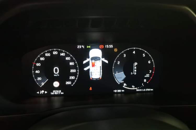 Used Volvo XC90 2016 T5 Zhiyi Edition 7-Seater Instrument Cluster