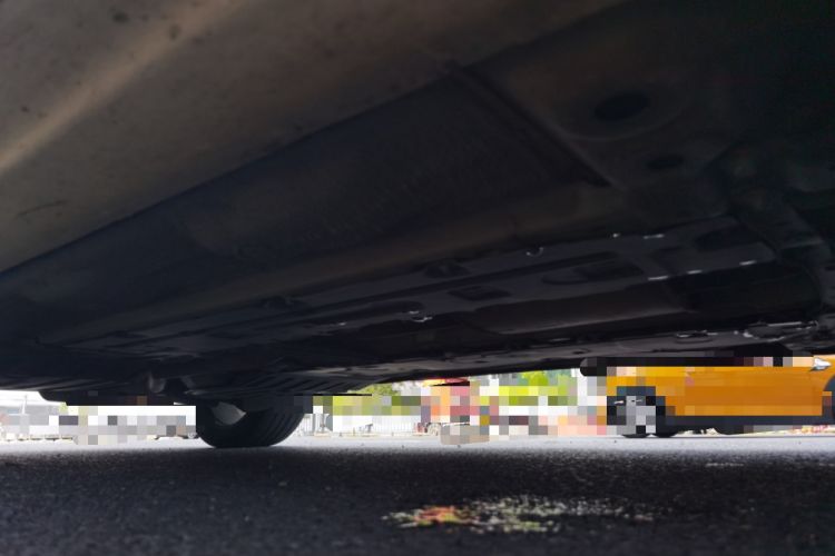 Used Volvo XC90  Chassis Front Right