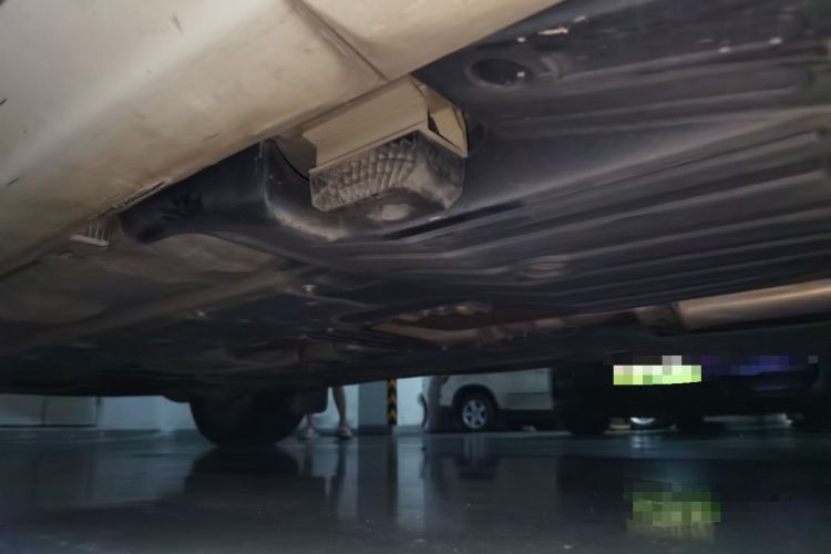 Used Volvo XC90  Chassis Rear Left