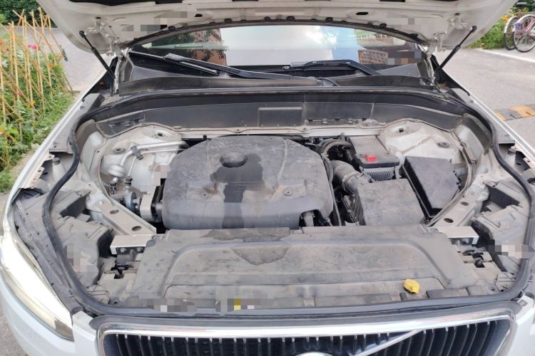 Used Volvo XC90 2016 T5 Zhiyi Edition 5-seater Engine Bay