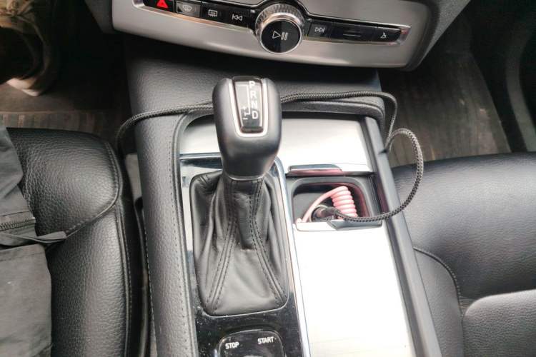 Used Volvo XC90 2016 T5 Zhiyi Edition 5-seater Gear Lever
