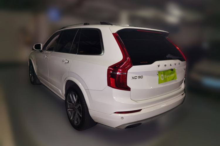 Used Volvo XC90  Rear Left 45 Deg