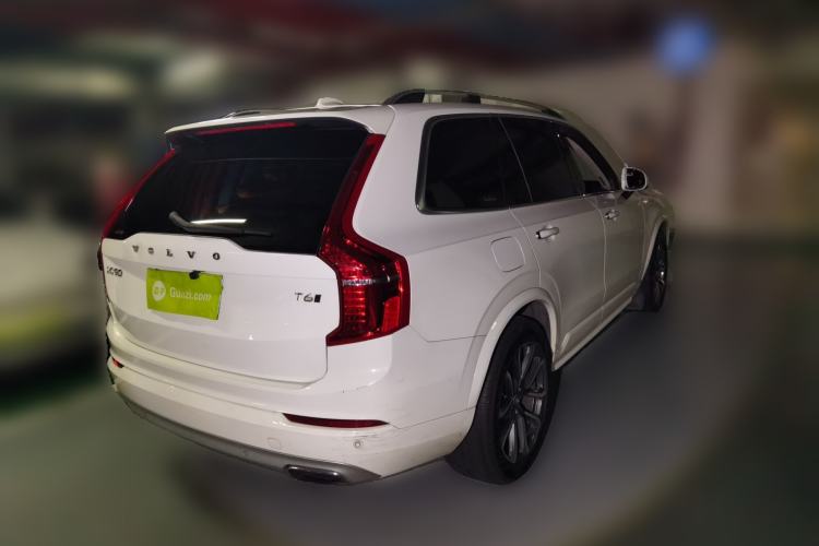 Used Volvo XC90  Rear Right 45 Deg