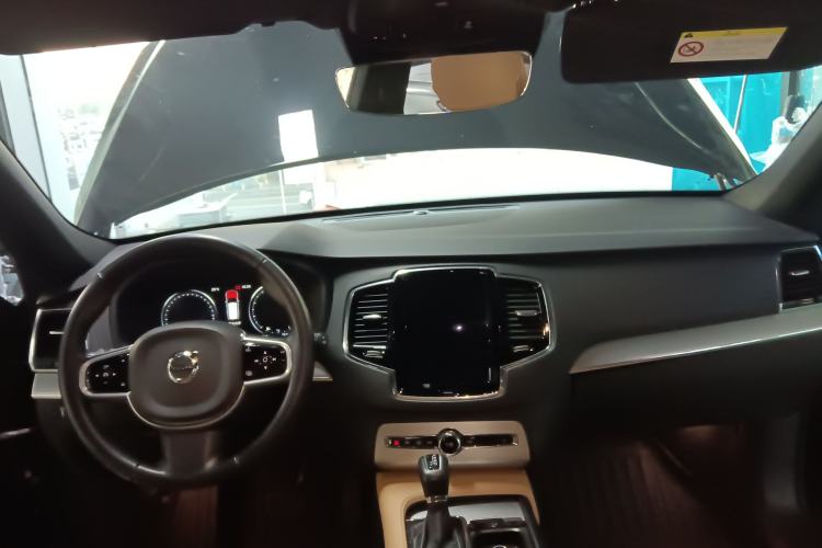 Used Volvo XC90 2017 T6 Zhiyi Edition 7-seater Center Console