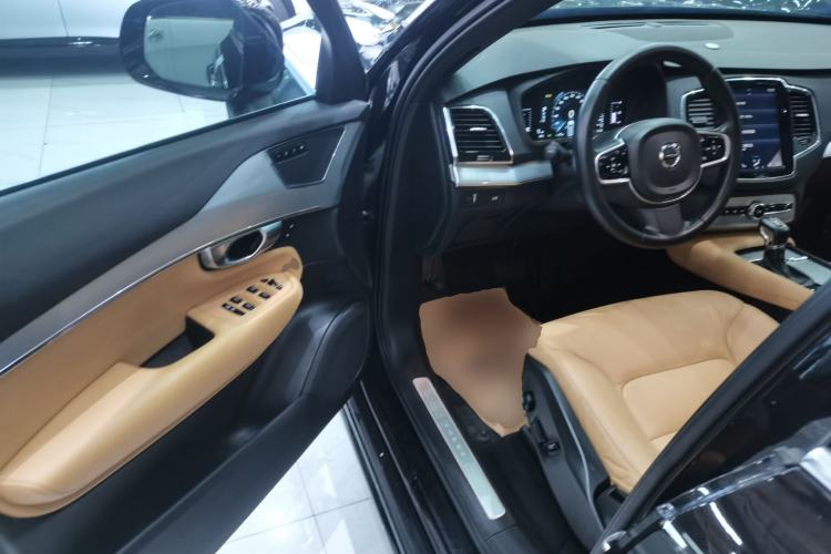 Used Volvo XC90 2017 T5 Zhiyi Edition 7-Seater Driver Seat