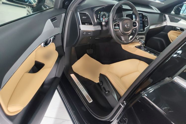 Used Volvo XC90 2017 T5 Zhiyi Edition 5-seater Driver Seat