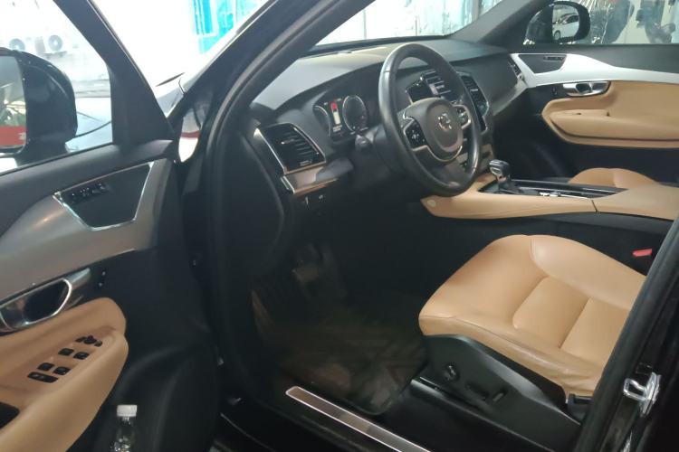 Used Volvo XC90 2017 T6 Zhiyi Edition 7-seater Driver Seat