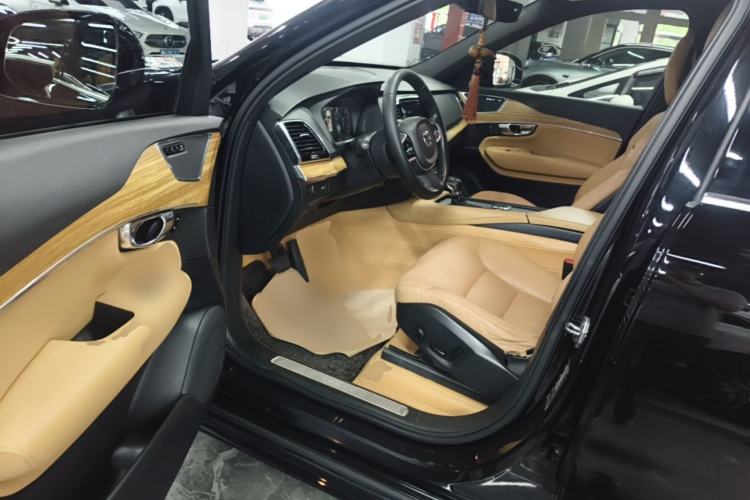 Used Volvo XC90 2017 T6 Zhiyi Edition 5-seater Driver Seat