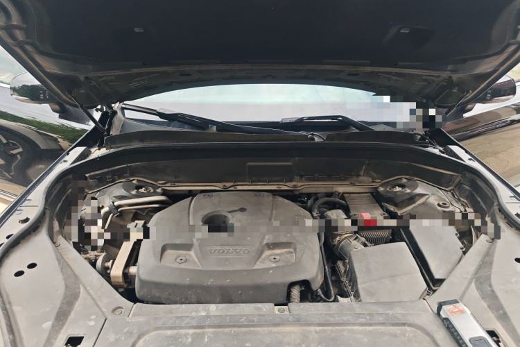 Used Volvo XC90 2017 T6 Prestige 7-Seater Engine Bay