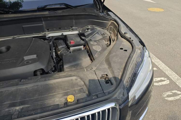 Used Volvo XC90 2017 T6 Zhiya Edition 5-seater Engine Bay Left