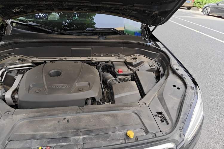 Used Volvo XC90 2017 T5 Zhiyi Edition 5-seater Engine Bay Left