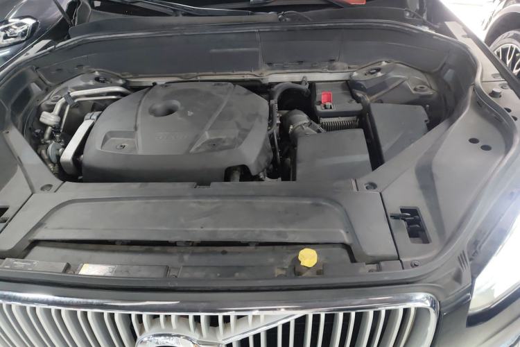 Used Volvo XC90 2017 T5 Zhiyi Edition 5-seater Engine Bay