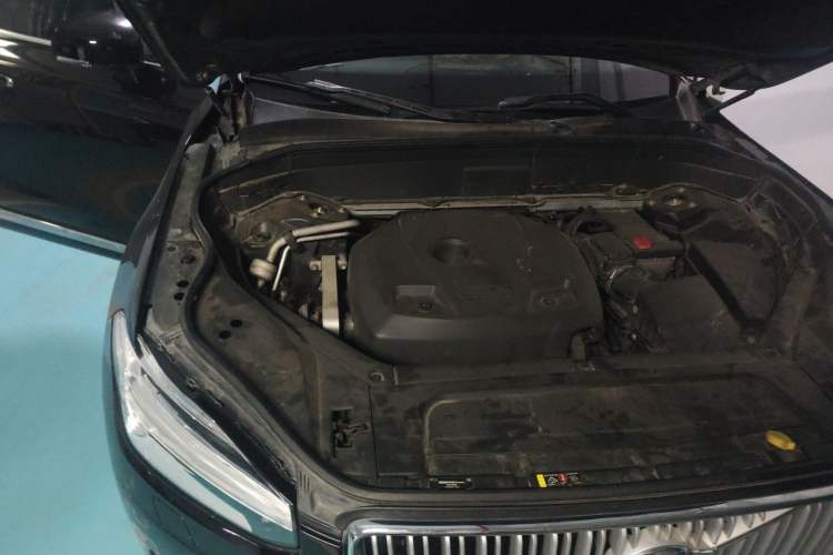 Used Volvo XC90 2017 T6 Zhiya Edition 7-seater Engine Bay Right