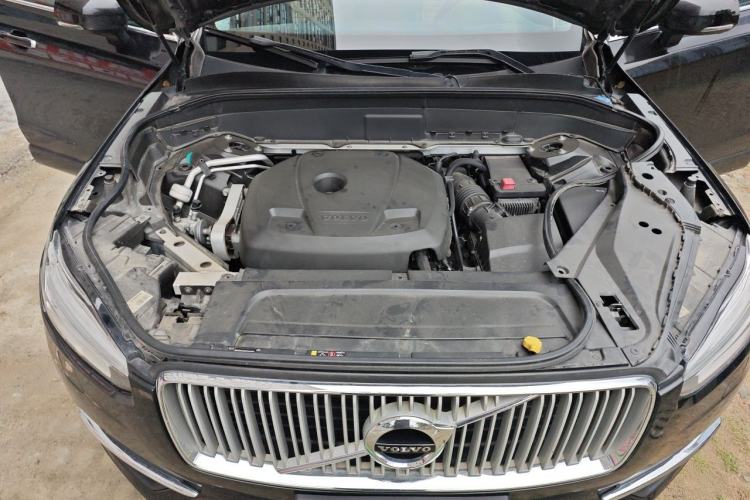Used Volvo XC90 2017 T6 Zhiyi Edition 5-seater Engine Bay