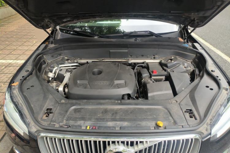 Used Volvo XC90 2017 T6 Zhiya Edition 5-seater Engine Bay
