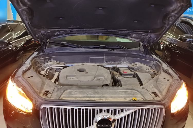 Used Volvo XC90 2017 T6 Zhiya Edition 7-seater Engine Bay
