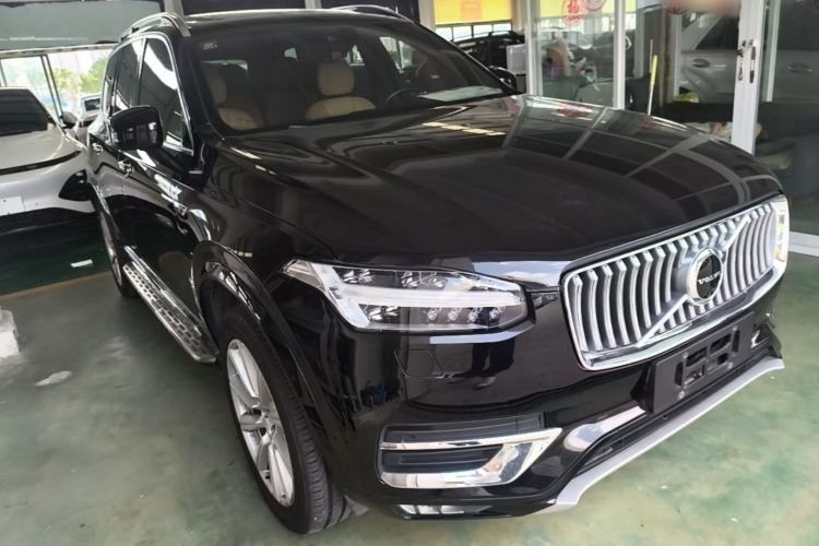 Used Volvo XC90 2017 T6 Zhiya Edition 7-seater Front Right 45 Deg
