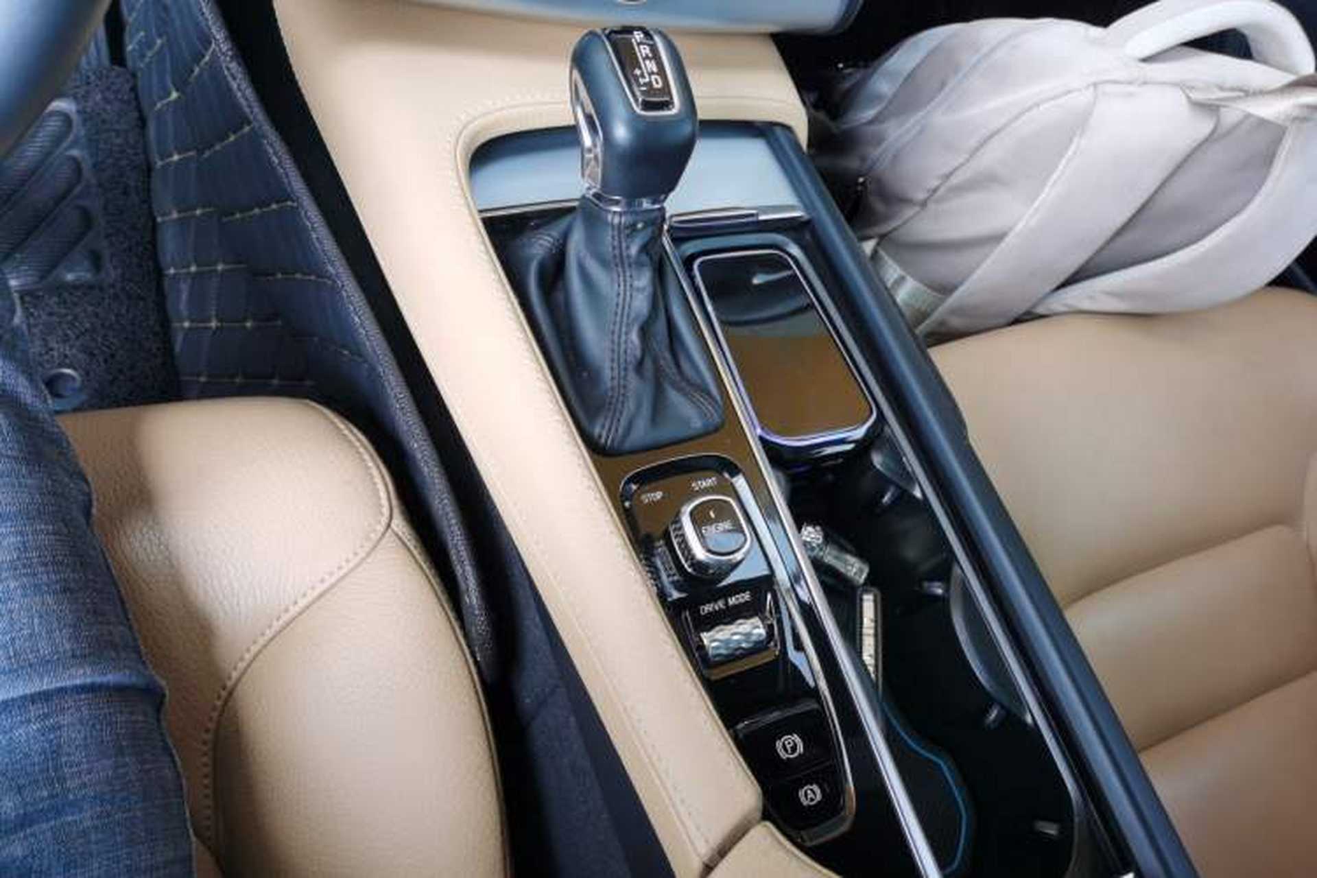 Used Volvo XC90 2017 T6 Zhiyi Edition 5-seater Gear Lever