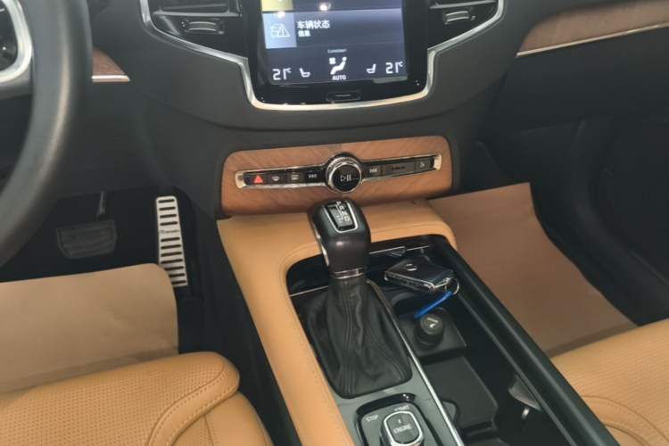 Used Volvo XC90 2017 T6 Zhiya Edition 7-seater Gear Lever
