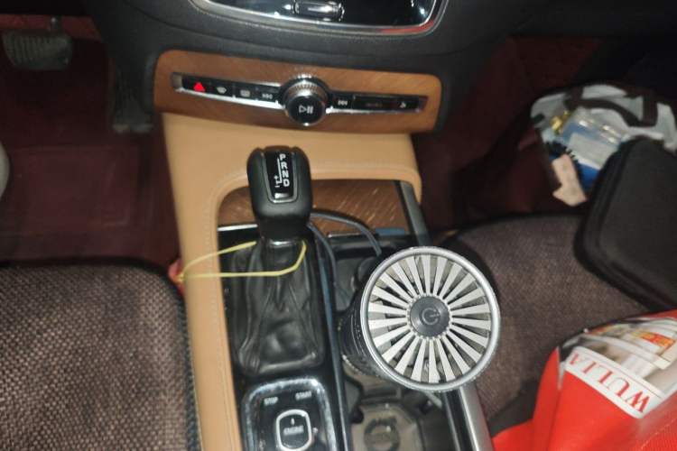 Used Volvo XC90 2017 T6 Zhiya Edition 7-seater Gear Lever