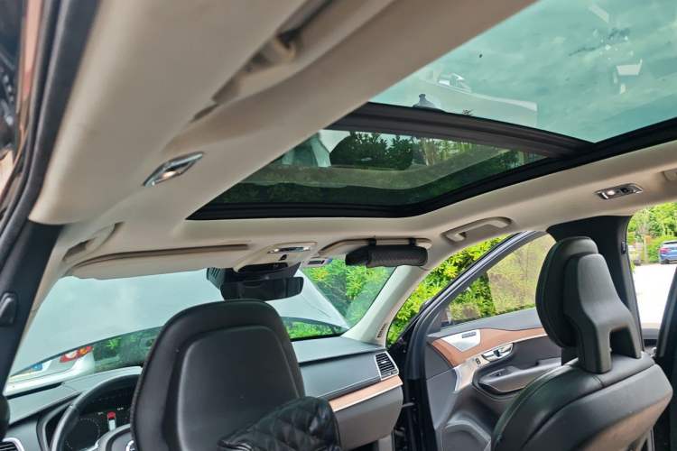 Used Volvo XC90 2017 T6 Prestige 7-Seater Headliner