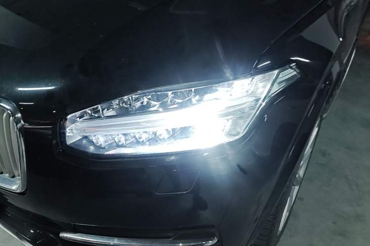 Used Volvo XC90 2017 T6 Zhiya Edition 7-seater Left Front Headlight