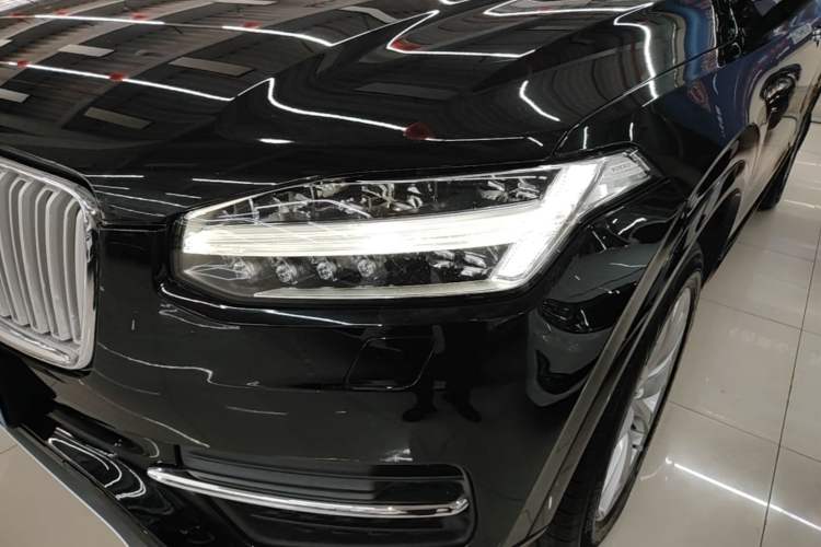 Used Volvo XC90 2017 T5 Zhiyi Edition 5-seater Left Front Headlight