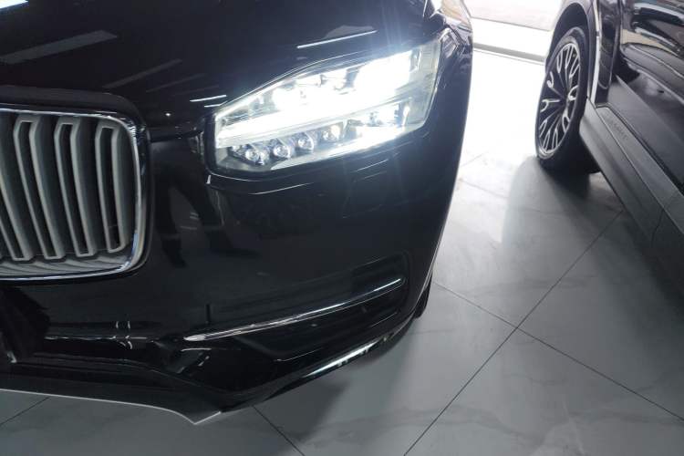 Used Volvo XC90 2017 T5 Zhiyi Edition 5-seater Left Front Headlight