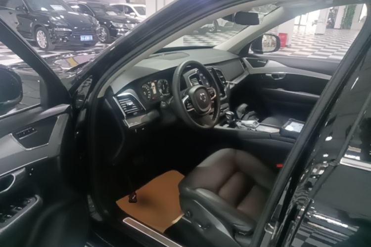Used Volvo XC90 2017 T6 Zhiyi Edition 5-seater Left Front Seat