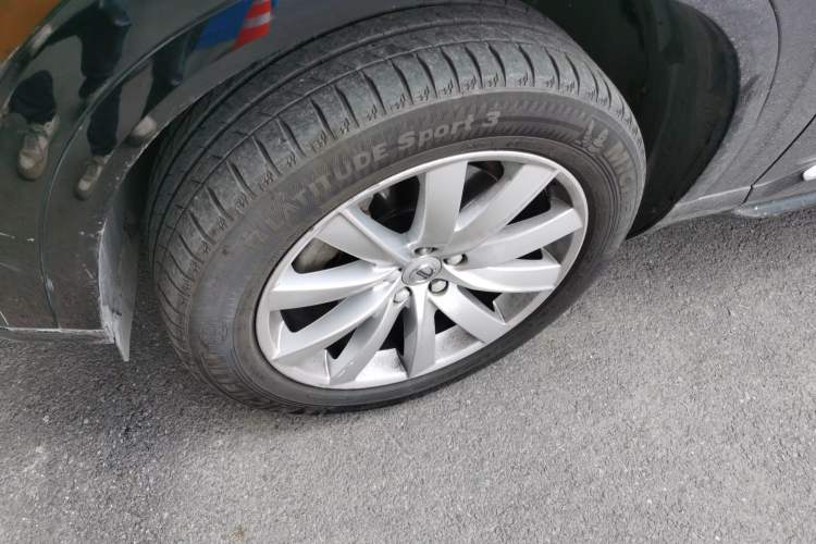 Used Volvo XC90 2017 T6 Zhiyi Edition 5-seater Left Front Wheel Hub