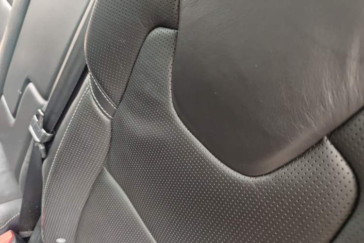 Used Volvo XC90 2017 T6 Prestige 7-Seater Left Rear Seat