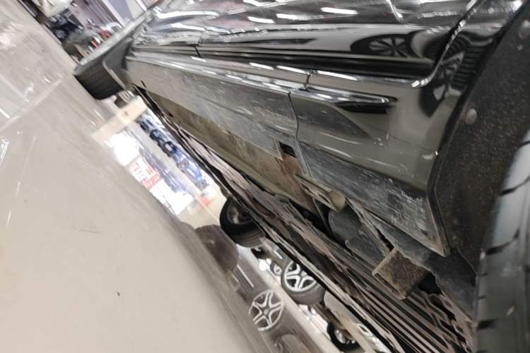 Used Volvo XC90 2017 T5 Zhiyi Edition 5-seater Left Side Sill
