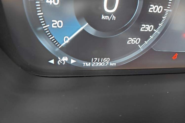 Used Volvo XC90 2017 T6 Zhiyi Edition 7-seater Odometer Close Up