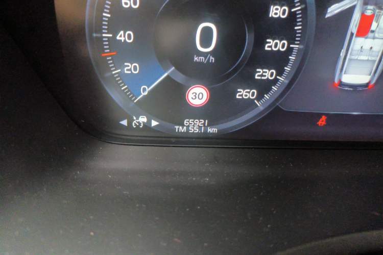 Used Volvo XC90 2017 T6 Zhiya Edition 5-seater Odometer Close Up