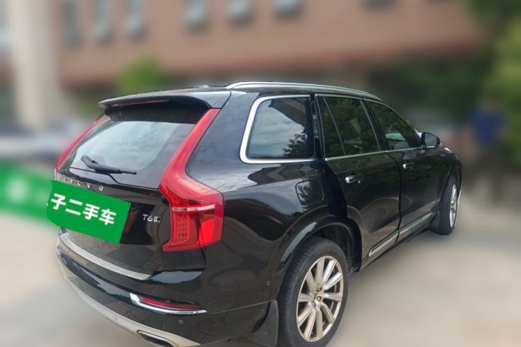 Used Volvo XC90 2017 T6 Prestige 7-Seater Rear Right 45 Deg