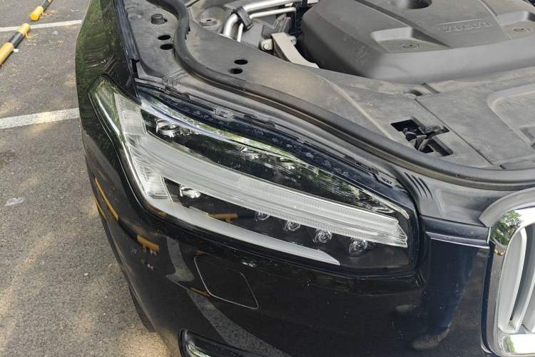 Used Volvo XC90 2017 T6 Zhiya Edition 5-seater Right Front Headlight