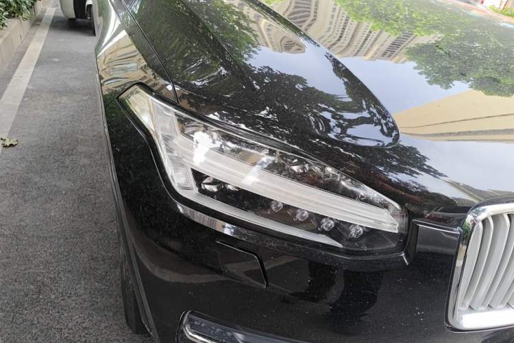 Used Volvo XC90 2017 T5 Zhiyi Edition 5-seater Right Front Headlight