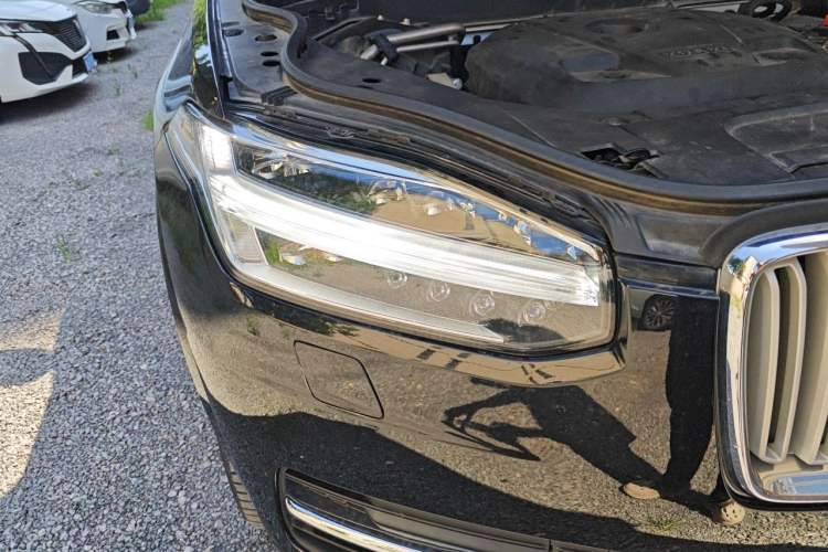 Used Volvo XC90 2017 T6 Zhiya Edition 7-seater Right Front Headlight