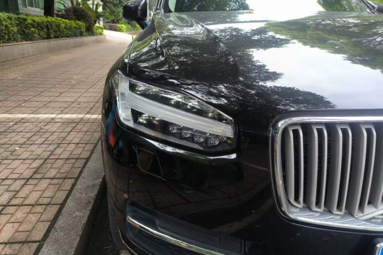 Used Volvo XC90 2017 T6 Zhiya Edition 5-seater Right Front Headlight