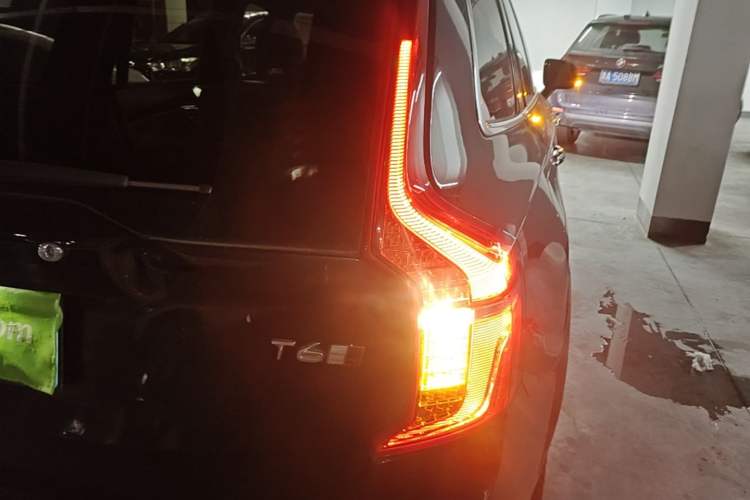 Used Volvo XC90 2017 T6 Zhiya Edition 7-seater Right Rear Taillight