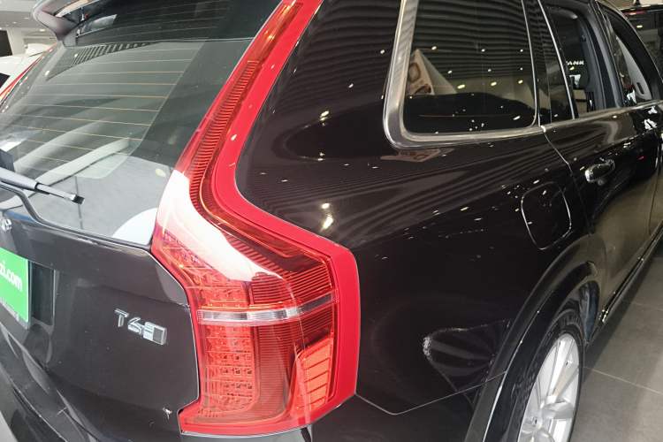 Used Volvo XC90 2017 T6 Zhiya Edition 5-seater Right Rear Taillight