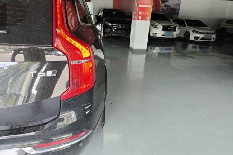 Used Volvo XC90 2017 T6 Prestige 7-Seater Right Rear Taillight